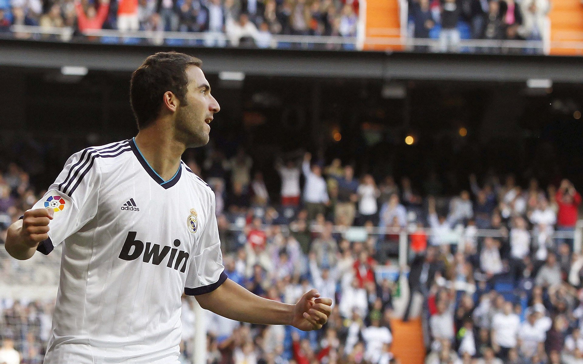 跨界颠覆，从智利掀翻西班牙到穆勒在F1街道赛接管比赛—唯一性如何改写历史